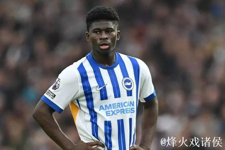 巴莱巴回应曼联转会传闻,直面压力下的挣扎 巴莱巴回应曼联转会传闻,直面压力下的挣扎